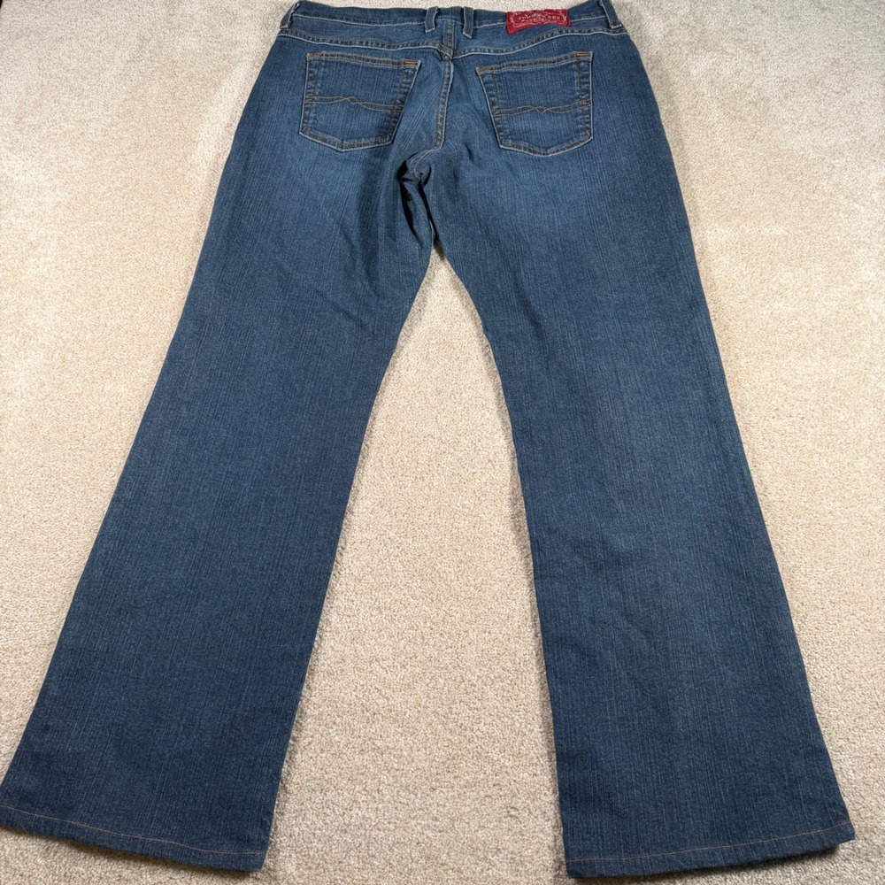 Lucky Brand Classic Fit Jeans Women 30 Regular (FITS 32‎ X 30) Blue Medium Wash - Picture 2 of 11